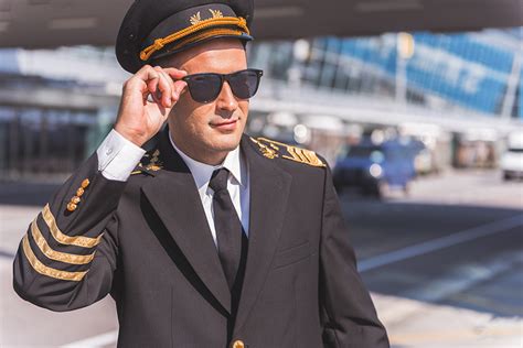 a pilot with cool sunglasses|best oakley sunglasses for pilots.